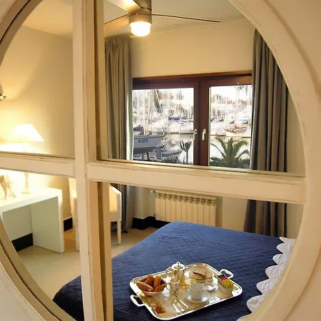 Allakala Bed and Breakfast 3*
